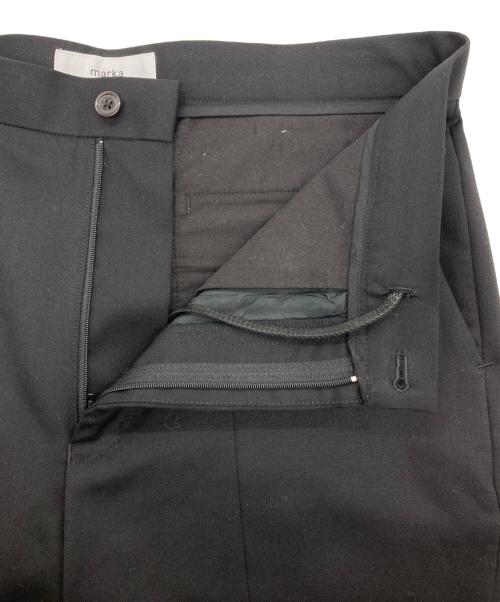 MARKA（マーカ）MARKA (マーカ) ヘムスリットストレートフィットパンツ ブラック サイズ:2の古着・服飾アイテム