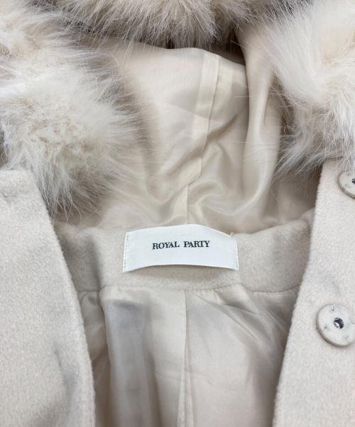 ROYAL PARTY（ロイヤルパーティ）ROYAL PARTY (ロイヤルパーティ) ファーケープコート ベージュ サイズ:FREEの古着・服飾アイテム