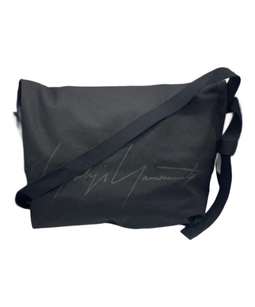 YOHJI YAMAMOTO（ヨウジヤマモト）YOHJI YAMAMOTO (ヨウジヤマモト) NOVELTY MESSENGER BAG/シグネチャーショルダーバッグ ブラックの古着・服飾アイテム