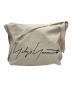 YOHJI YAMAMOTO（ヨウジヤマモト）の古着「NOVELTY MESSENGER BAG/シグネチャーショルダーバッグ」｜ベージュ