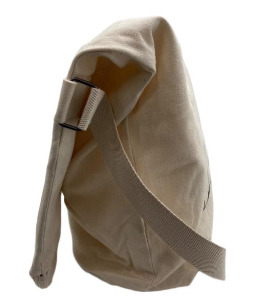 YOHJI YAMAMOTO（ヨウジヤマモト）YOHJI YAMAMOTO (ヨウジヤマモト) NOVELTY MESSENGER BAG/シグネチャーショルダーバッグ ベージュの古着・服飾アイテム
