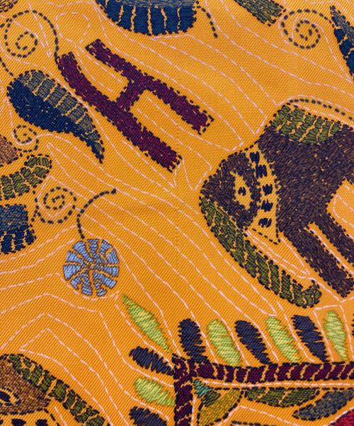 HERMES（エルメス）HERMES (エルメス) カレ90「CARRE KANTHA /カレカンタ」 オレンジの古着・服飾アイテム