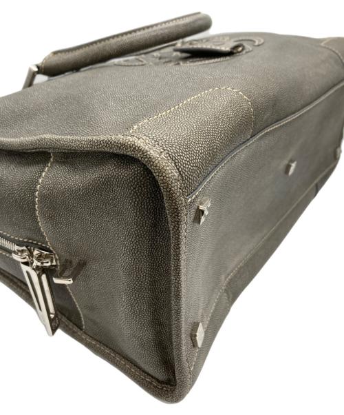 LOEWE（ロエベ）LOEWE (ロエベ) アマソナ36/型押しレザーハンドバッグ オリーブの古着・服飾アイテム