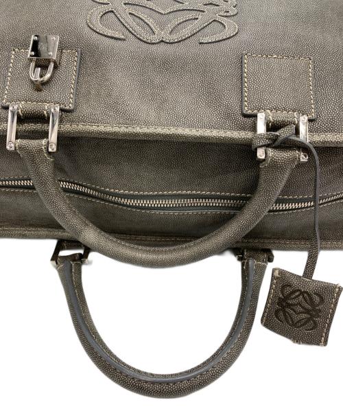 LOEWE（ロエベ）LOEWE (ロエベ) アマソナ36/型押しレザーハンドバッグ オリーブの古着・服飾アイテム