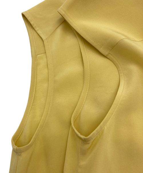 ANAYI（アナイ）ANAYI (アナイ) ノースリーブデザインシルクブラウス イエロー サイズ:38の古着・服飾アイテム