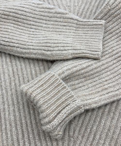 Acne studios（アクネ ストゥディオズ）ACNE STUDIOS (アクネ ストゥディオス) Vネックニット ベージュ サイズ:XSの古着・服飾アイテム