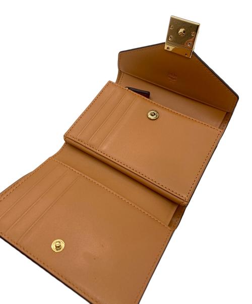 MCM（エムシーエム）MCM (エムシーエム) Tracy 三つ折りウォレット - ヴィセトス ブラウン サイズ:-の古着・服飾アイテム