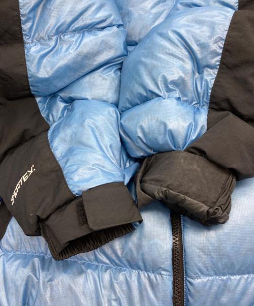 stussy（ステューシー）stussy (ステューシー) MOUNTAIN HARD WEAR (マウンテンハードウェア) SUBZERO DOWN JACKET スカイブルー×ブラック サイズ:Lの古着・服飾アイテム