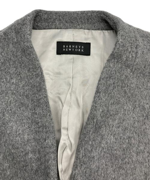 BARNEYS NEWYORK（バーニーズ・ニューヨーク）BARNEYS NEWYORK (バーニーズ・ニューヨーク) ノーカラーウールコート グレー サイズ:38の古着・服飾アイテム