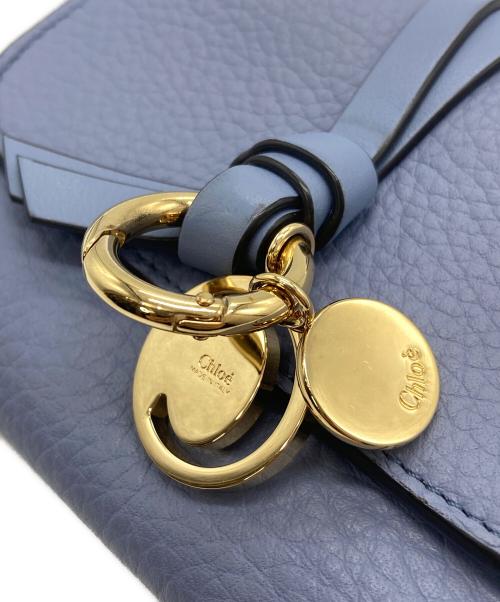 Chloe（クロエ）Chloe (クロエ) ALPHABETスモールトリフォードウォレット スカイブルー サイズ:-の古着・服飾アイテム