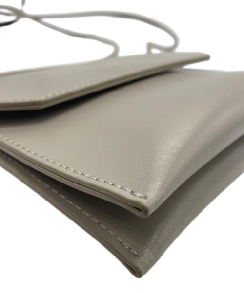 YAHKI（ヤーキ）YAHKI (ヤーキ) ショルダーバッグ ベージュの古着・服飾アイテム