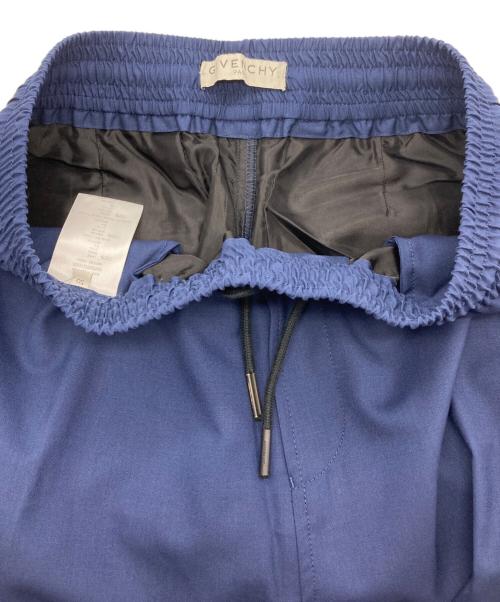 GIVENCHY（ジバンシィ）GIVENCHY (ジバンシィ) 金釦ジョガーパンツ ブルー サイズ:50の古着・服飾アイテム