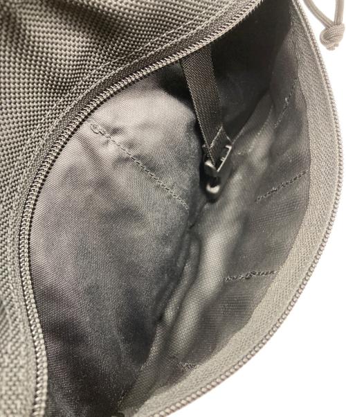 BRIEFING（ブリーフィング）BRIEFING (ブリーフィング) ボディーバッグ ブラックの古着・服飾アイテム