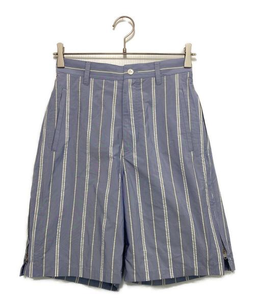 TOGA PULLA（トーガ プルラ）TOGA PULLA (トーガ プルラ) ナイロンストライプサイドジップハーフパンツ スカイブルー サイズ:34の古着・服飾アイテム