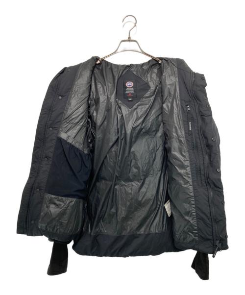 CANADA GOOSE（カナダグース）CANADA GOOSE (カナダグース) ARMSTRONG HOODY ブラック サイズ:Mの古着・服飾アイテム