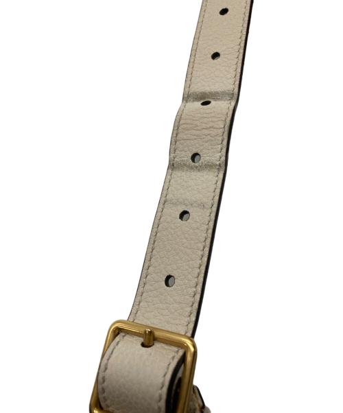 GUCCI（グッチ）GUCCI (グッチ) ロゴプリント ハーフムーン レザー ショルダーバッグ ベージュ サイズ:-の古着・服飾アイテム