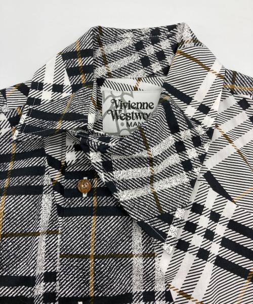 Vivienne Westwood man（ヴィヴィアン ウェストウッド マン）Vivienne Westwood man (ヴィヴィアン ウェストウッド マン) CRＡZY CHECK OSSIE CLARK SHIRTS/クレイジーチェック オジークラークシャツ ホワイト サイズ:44の古着・服飾アイテム