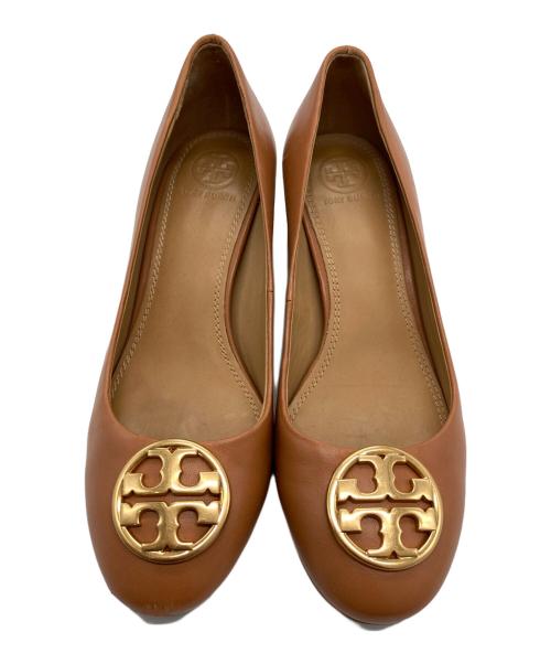 TORY BURCH（トリーバーチ）TORY BURCH (トリーバーチ) パンプス ベージュ サイズ:6.5の古着・服飾アイテム