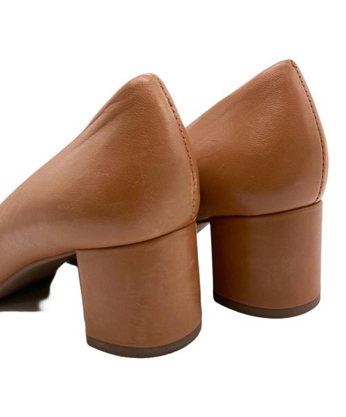 TORY BURCH（トリーバーチ）TORY BURCH (トリーバーチ) パンプス ベージュ サイズ:6.5の古着・服飾アイテム