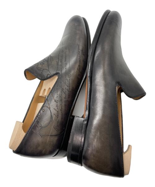 Berluti（ベルルッティ）Berluti (ベルルッティ) CURSIVE GALET/カーシヴ ガレ レザー ローファー ネイビー サイズ:6の古着・服飾アイテム