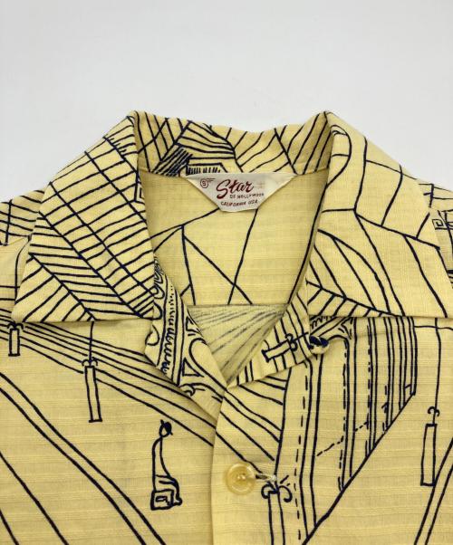 Star OF HOLLYWOOD（スターオブハリウッド）STAR OF HOLLYWOOD (スターオブハリウッド) オープンカラーシャツ イエロー サイズ:Sの古着・服飾アイテム