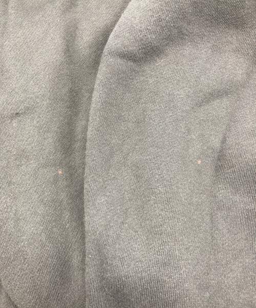 FOG ESSENTIALS（フィアオブゴッド エッセンシャル）FOG ESSENTIALS (フィアオブゴッド エッセンシャル) クルーネックスウェット グレー サイズ:Lの古着・服飾アイテム