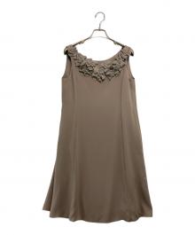 FOXEY NEWYORK（フォクシーニューヨーク）の古着「ノースリーブワンピース」｜ベージュ