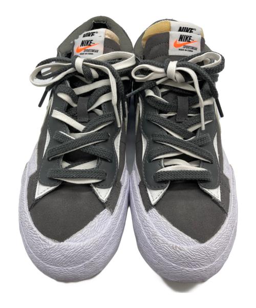 NIKE（ナイキ）NIKE (ナイキ) sacai (サカイ) BLAZER LOW/ローカットスニーカー グレー サイズ:26の古着・服飾アイテム