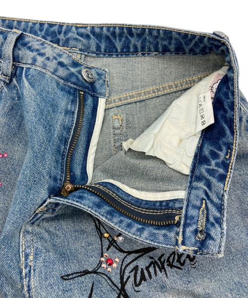 UNIFREE（ユニフリー）UNIFREE (ユニフリー) HELLO KITTY (ハローキティ)  Denim Hot Diamond Wide Leg Pants/コラボデニムパンツ インディゴ サイズ:155/62Aの古着・服飾アイテム
