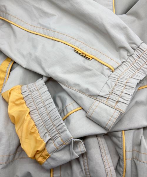 OAKLEY（オークリー）OAKLEY (オークリー) ギミックナイロンジャケット ベージュ サイズ:Lの古着・服飾アイテム