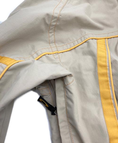 OAKLEY（オークリー）OAKLEY (オークリー) ギミックナイロンジャケット ベージュ サイズ:Lの古着・服飾アイテム