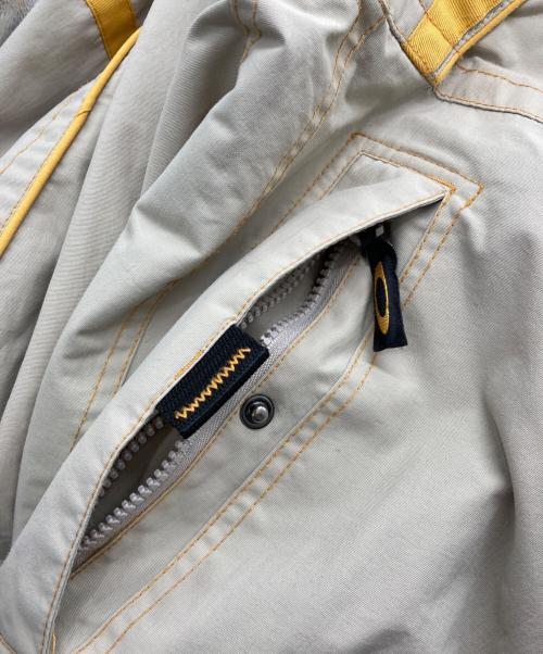 OAKLEY（オークリー）OAKLEY (オークリー) ギミックナイロンジャケット ベージュ サイズ:Lの古着・服飾アイテム