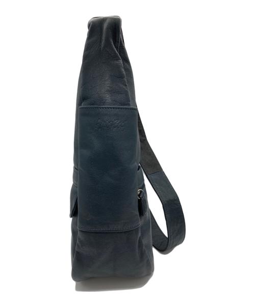 Ameri Bag（アメリバック）Ameri Bag (アメリバック) レザーワンショルダーバッグ ネイビーの古着・服飾アイテム