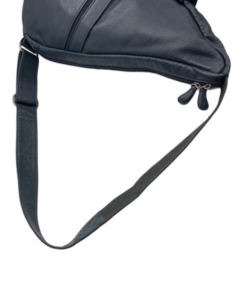 Ameri Bag（アメリバック）Ameri Bag (アメリバック) レザーワンショルダーバッグ ネイビーの古着・服飾アイテム