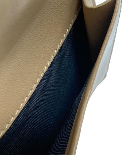 GIVENCHY（ジバンシィ）GIVENCHY (ジバンシィ) 4G SMALL WALLET ベージュの古着・服飾アイテム