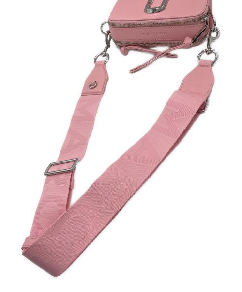 MARC JACOBS（マークジェイコブズ）MARC JACOBS (マーク ジェイコブス) ザ ソリッド スナップショットショルダーポーチバッグ ピンクの古着・服飾アイテム