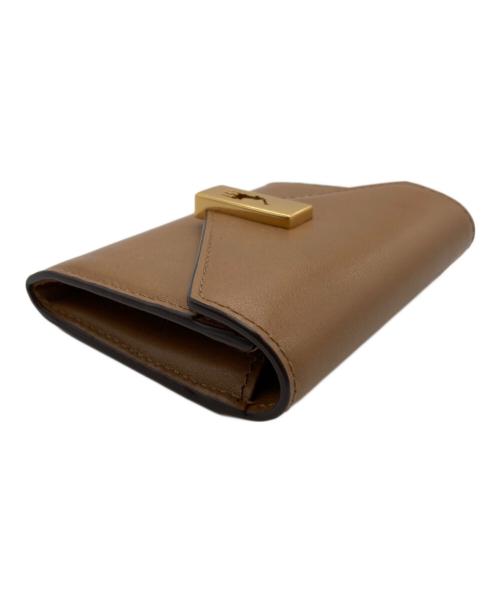 POLO RALPH LAUREN（ポロ・ラルフローレン）POLO RALPH LAUREN (ポロ・ラルフローレン) Small leather purse with accent clasp ベージュの古着・服飾アイテム