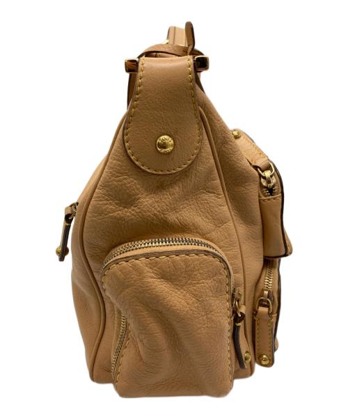 TOD'S（トッズ）TOD'S (トッズ) マルチポケットワンショルダーバッグ ベージュの古着・服飾アイテム