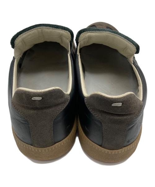 Maison Margiela 22（メゾンマルジェラ）Maison Margiela 22 (メゾンマルジェラ 22) スリッポンジャーマントレーナー ブラック サイズ:43の古着・服飾アイテム