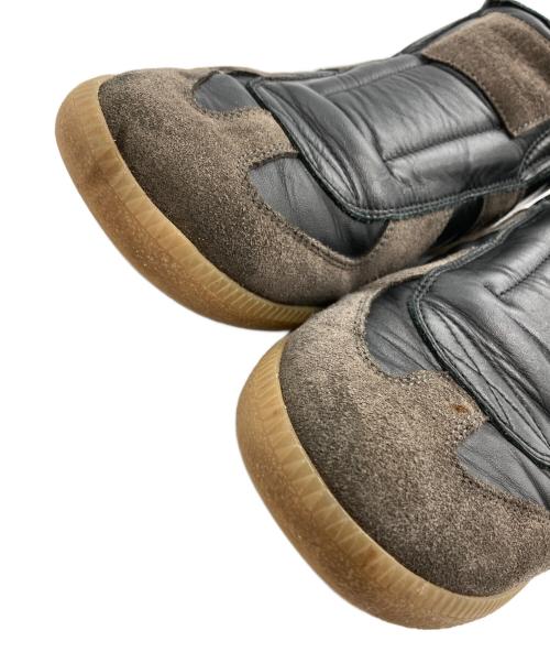 Maison Margiela 22（メゾンマルジェラ）Maison Margiela 22 (メゾンマルジェラ 22) スリッポンジャーマントレーナー ブラック サイズ:43の古着・服飾アイテム