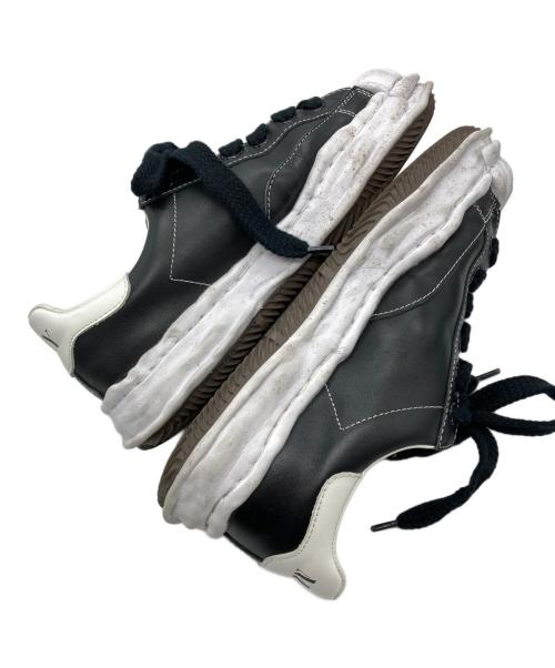 Maison MIHARA YASUHIRO（メゾン ミハラ ヤスヒロ）Maison MIHARA YASUHIRO (メゾン ミハラ ヤスヒロ) BLAKEY ローカットスニーカー ブラック サイズ:42の古着・服飾アイテム