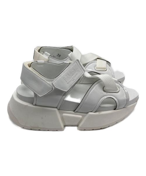 MM6 Maison Margiela（エムエムシックスメゾンマルジェラ）MM6 Maison Margiela (エムエムシックスメゾンマルジェラ) プラットフォームサンダル ホワイト サイズ:35の古着・服飾アイテム