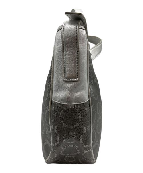 Salvatore Ferragamo（サルヴァトーレ フェラガモ）Salvatore Ferragamo (サルヴァトーレ フェラガモ) ワンショルダーバッグ シルバーの古着・服飾アイテム