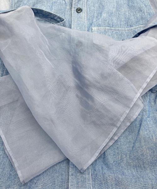 HYKE（ハイク）HYKE (ハイク) CHAMBRAY MILITARY SHIRT WITH SHEER SLEEVE スカイブルー サイズ:Mの古着・服飾アイテム