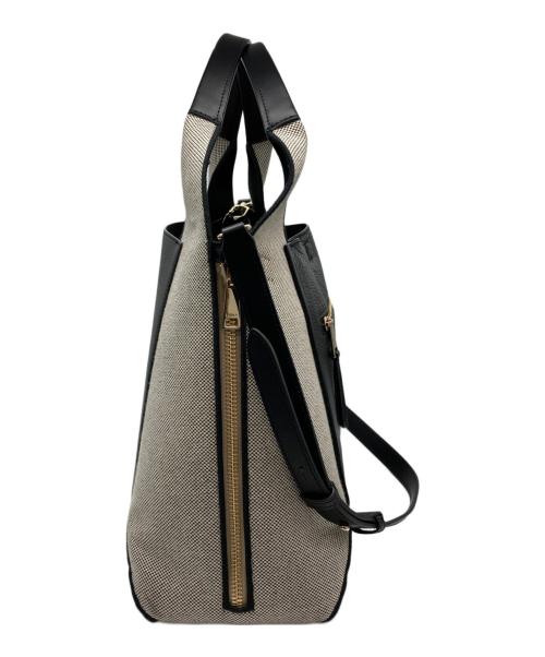 FURLA（フルラ）FURLA (フルラ) ジルダ2WAYハンドバッグ グレー×ブラックの古着・服飾アイテム