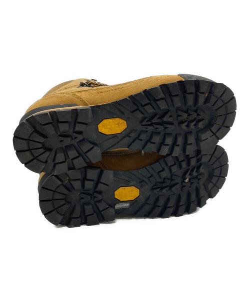 Columbia（コロンビア）Columbia (コロンビア) トレッキングブーツ ベージュ サイズ:27.5の古着・服飾アイテム