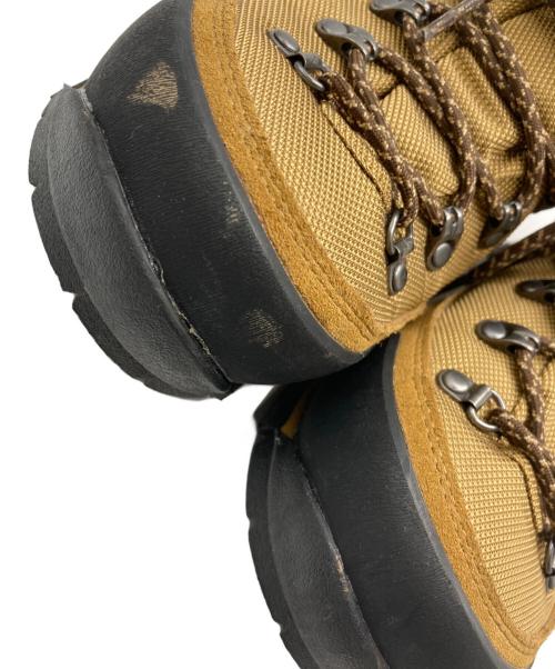 Columbia（コロンビア）Columbia (コロンビア) トレッキングブーツ ベージュ サイズ:27.5の古着・服飾アイテム