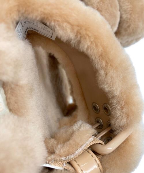 UGG（アグ）UGG (アグ) FUZZ YEAH ブラウン サイズ:23の古着・服飾アイテム