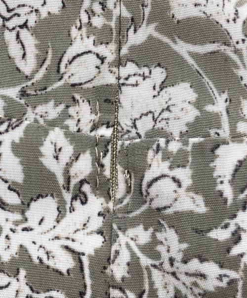 JUSGLITTY（ジャスグリッティー）JUSGLITTY (ジャスグリッティー) カシュクールプリントワンピース ベージュ サイズ:1の古着・服飾アイテム