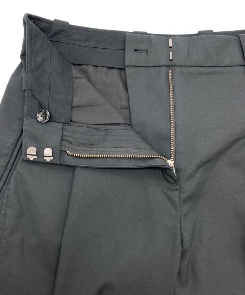 3.1 phillip lim（スリーワンフィリップリム）3.1 phillip lim (スリーワンフィリップリム) プリーツフロントテーパードカフストロ ブラックの古着・服飾アイテム